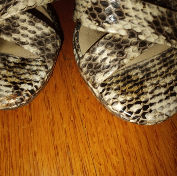 Jimmy Choo women's Stiletto Reptile Sandal Size 38.5 - Picture 3 of 13